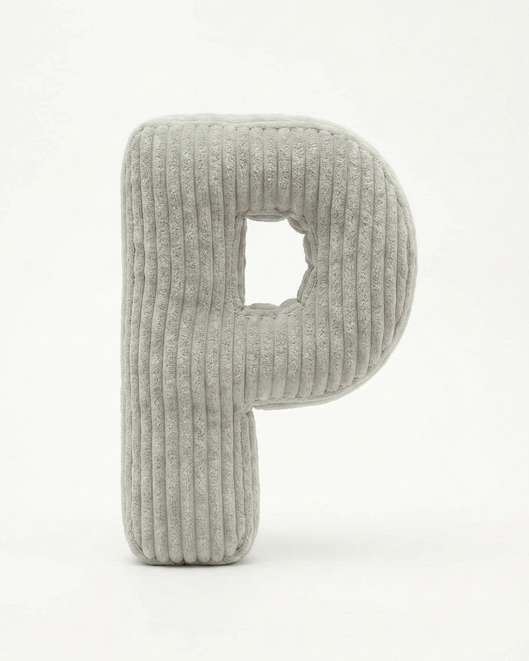 Design Buchstaben-Kissen „P“