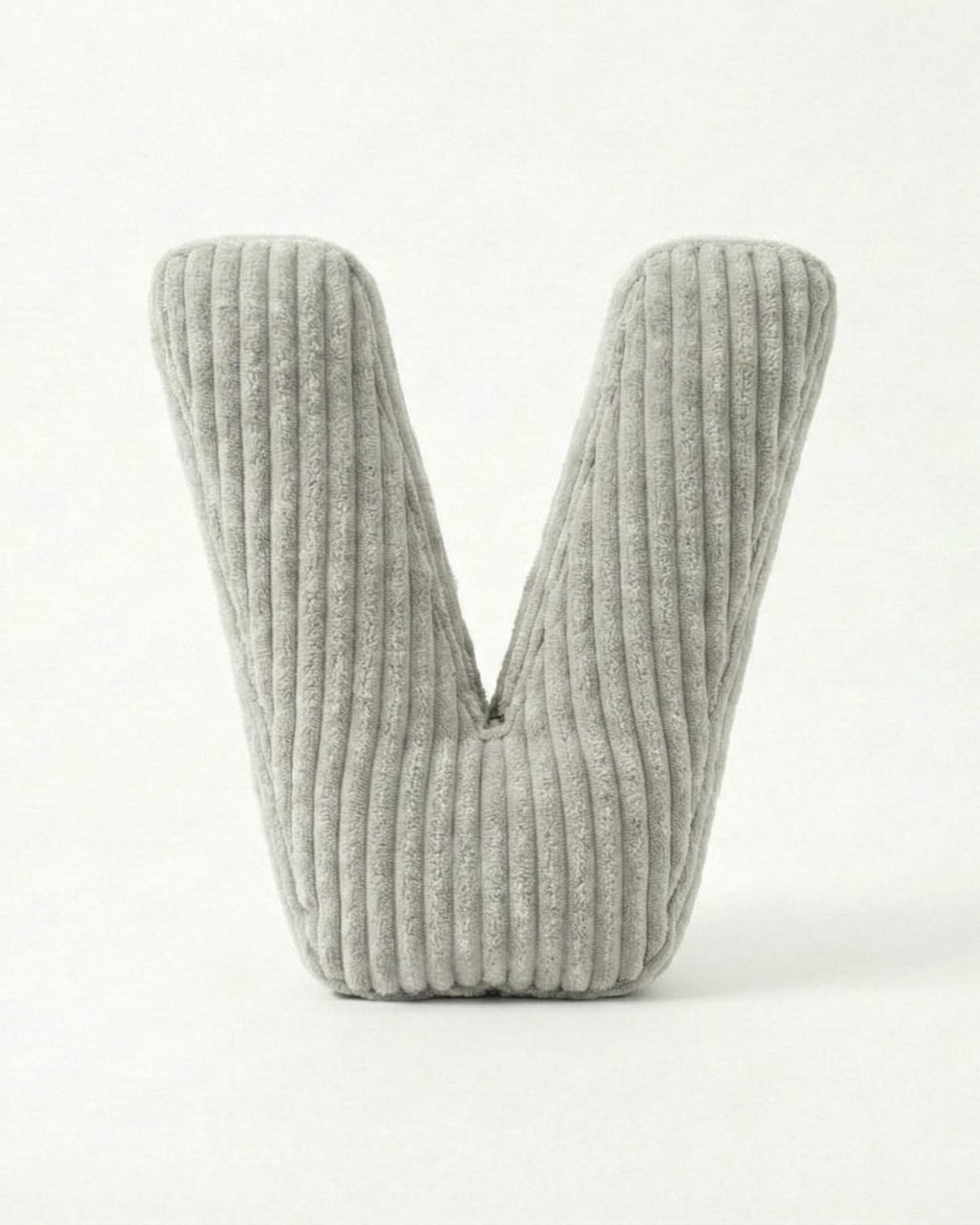 Design Buchstaben-Kissen "V"