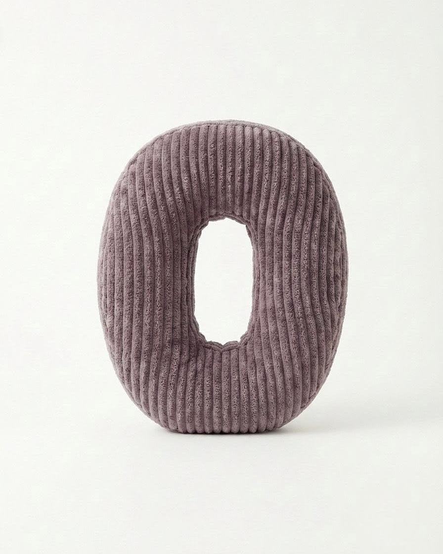 Design Buchstaben-Kissen "O"