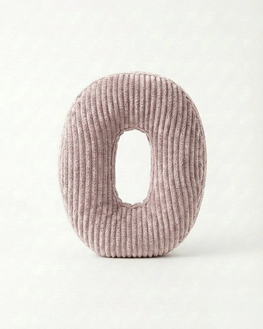 Design Buchstaben-Kissen "O"