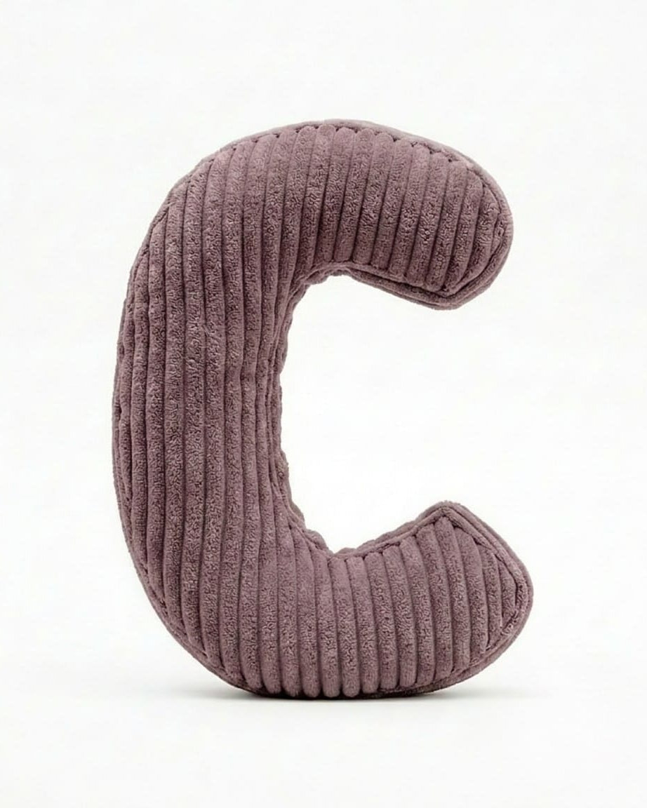 Design Buchstaben-Kissen "C"